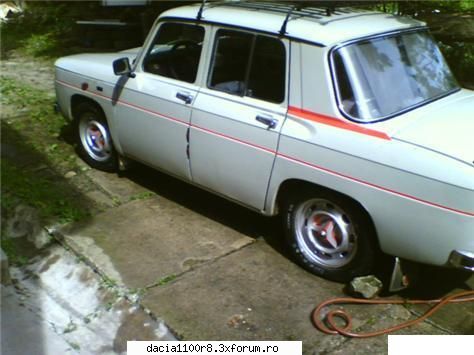 vremuri bune nu gluma.... poze r8 dacia 1100