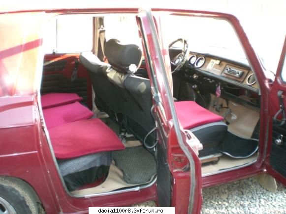deja se stie a cui e e dator c-o bere....
 :rotfl: poze r8 dacia 1100