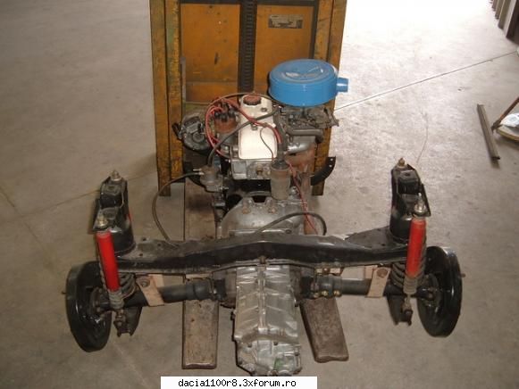 cutie + motor + punte de r8 gordinii merg perfect la dacia 1100 :nod: tuning renault 8 dacia 1100